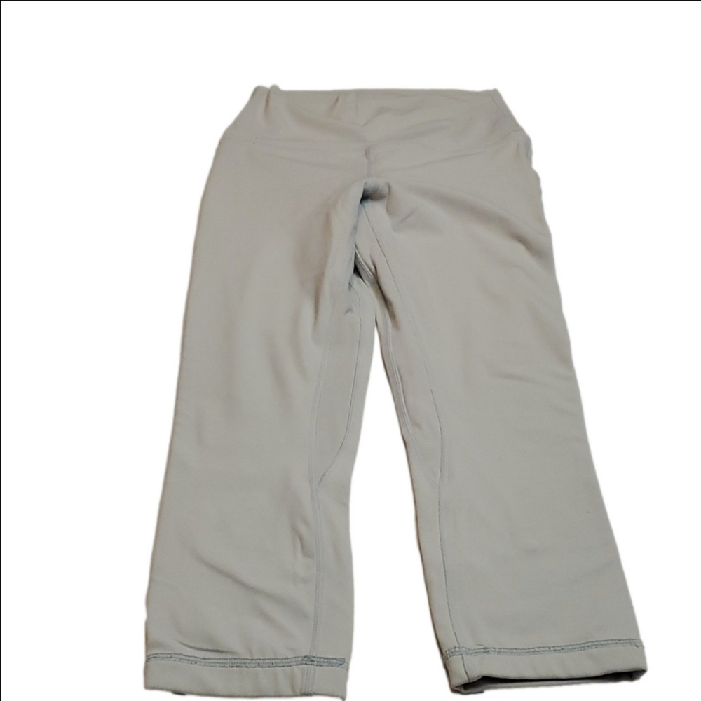 #693 Lululemon align leggings size 4 b1087
